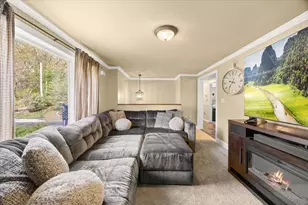 20 Ascension St, Blackstone, MA 01504 - Photo 12