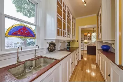 17 Copley St, Newton, MA 02458 - Photo 14