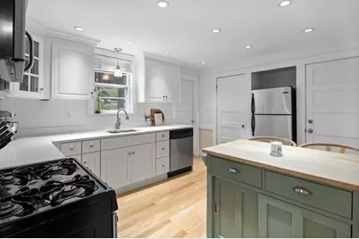 34 Jason St #1, Arlington, MA 02476 - Photo 12