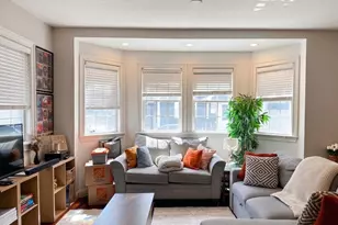 65 Chestnut Ave, Boston, MA 02130 - Photo 2
