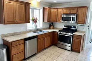 2 Erick Rd, Mansfield, MA 02048 - Photo 8