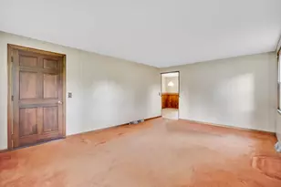 95 Old Lane Rd, Springfield, MA 01129 - Photo 8