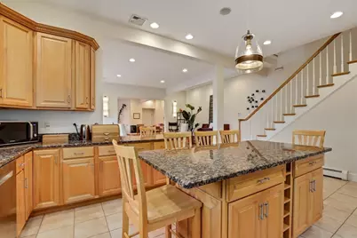 13 Essex St #2, Lynn, MA 01902 - Photo 4