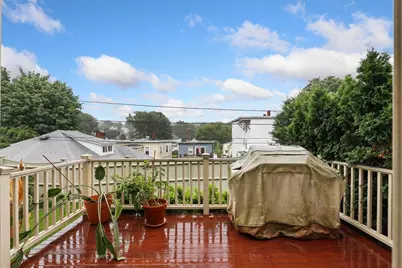 13 Essex St #2, Lynn, MA 01902 - Photo 32