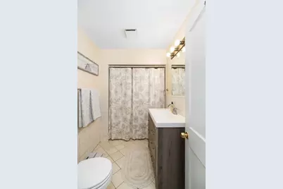 9 Alpine Ct, Gloucester, MA 01930 - Photo 16