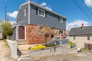 9 Alpine Ct, Gloucester, MA 01930 - Photo 2