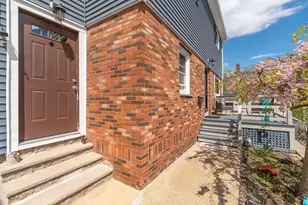 9 Alpine Ct, Gloucester, MA 01930 - Photo 6