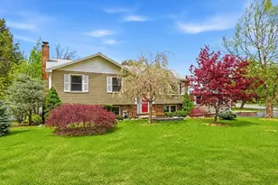 2 Sandspur Ln, North Reading, MA 01864 - Photo 1