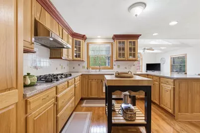 2 Sandspur Ln, North Reading, MA 01864 - Photo 12