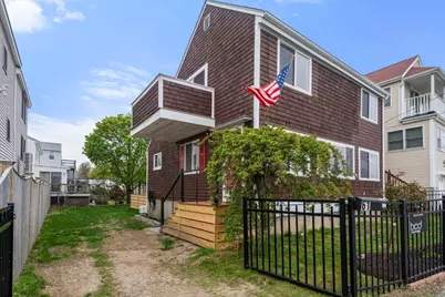 61 Edgewater Dr, Quincy, MA 02169 - Photo 4