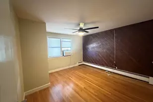 89 Bunker Hill Ave, Lowell, MA 01850 - Photo 8