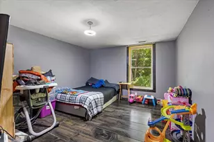 8 Oakwood Rd, Brimfield, MA 01010 - Photo 12