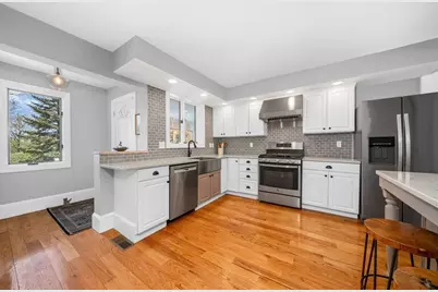 8 Chestnut St, Andover, MA 01810 - Photo 8
