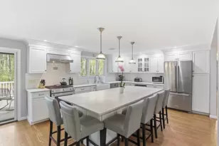 15 Harvard Dr, Bedford, MA 01730 - Photo 4