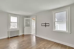 19 Fairview Ave, Malden, MA 02148 - Photo 4