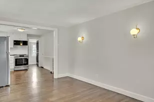 19 Fairview Ave, Malden, MA 02148 - Photo 6