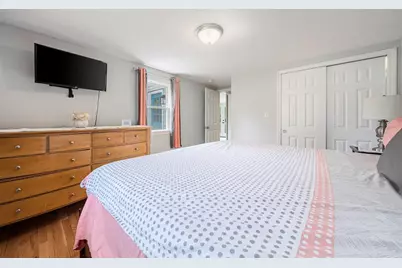 5 Pine Cir, Pembroke, MA 02359 - Photo 16