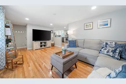 5 Pine Cir, Pembroke, MA 02359 - Photo 10