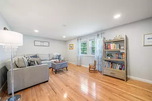 5 Pine Cir, Pembroke, MA 02359 - Photo 8