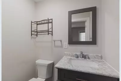 6 Porter Road #1L, Cambridge, MA 02140 - Photo 18