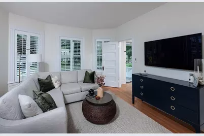 51 Elm St #51, Andover, MA 01810 - Photo 4