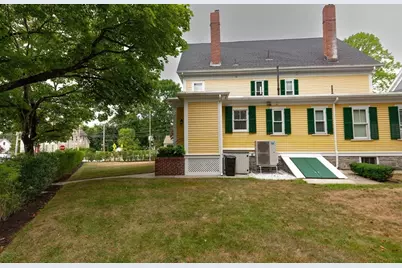 51 Elm St #51, Andover, MA 01810 - Photo 16