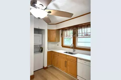 21-23 Rendall Place #2, Melrose, MA 02176 - Photo 6
