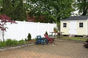 21-23 Rendall Pl, Melrose, MA 02176 - Photo 20