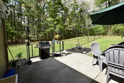 267 Oak St, Halifax, MA 02338 - Photo 8
