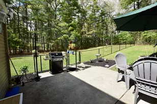 267 Oak St, Halifax, MA 02338 - Photo 8