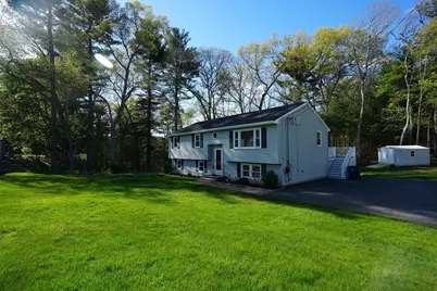 7 Young St, Tewksbury, MA 01876 - Photo 2