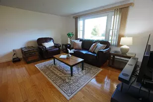 7 Young St, Tewksbury, MA 01876 - Photo 4