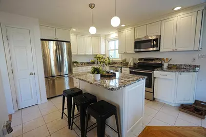 7 Young St, Tewksbury, MA 01876 - Photo 6