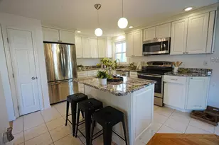 7 Young St, Tewksbury, MA 01876 - Photo 6
