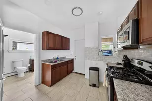 293 Swan St, Providence, RI 02905 - Photo 8