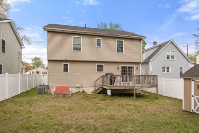 152 Ambrose St, Springfield, MA 01109 - Photo 36