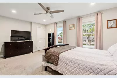 152 Ambrose St, Springfield, MA 01109 - Photo 24
