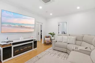 453 Frankfort St, Boston, MA 02128 - Photo 8