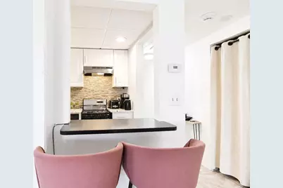 464 Commonwealth Avenue #33, Boston, MA 02215 - Photo 4