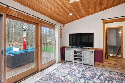 8 Searle St, Georgetown, MA 01833 - Photo 14
