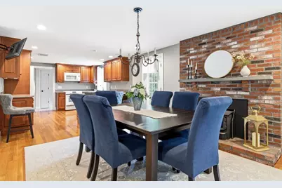 864 Locust St, Raynham, MA 02767 - Photo 12