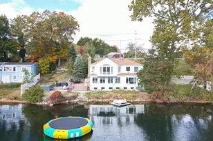 371 & 377 Franklin St, Wrentham, MA 02093 - Photo 2