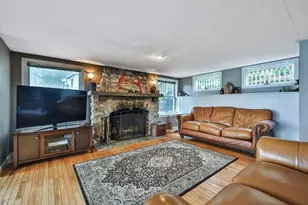 371 & 377 Franklin St, Wrentham, MA 02093 - Photo 16
