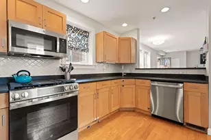 11 Oakland, Cambridge, MA 02139 - Photo 18