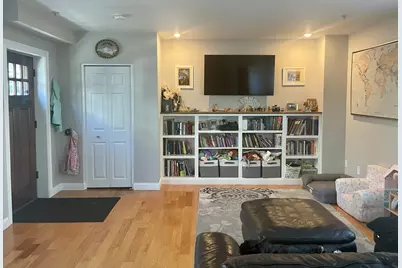 11 Oakland #11, Cambridge, MA 02139 - Photo 2