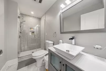 209 Green #2, Cambridge, MA 02139 - Photo 16