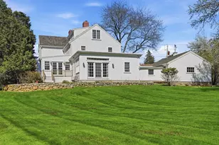 215 Prospect St, Hingham, MA 02043 - Photo 2