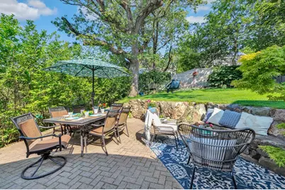 30 Eustis Street, Arlington, MA 02476 - Photo 8