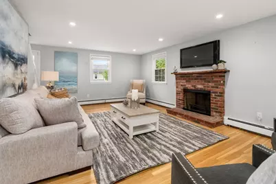 4 Brigham Ct, Natick, MA 01760 - Photo 10