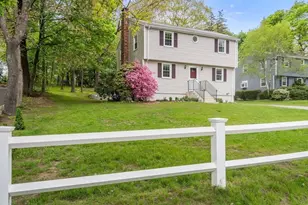 4 Brigham Ct, Natick, MA 01760 - Photo 2
